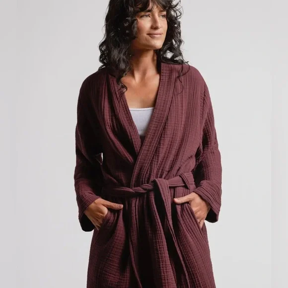 PARACHUTE Cloud Cotton Robe - Picture 2 of 8